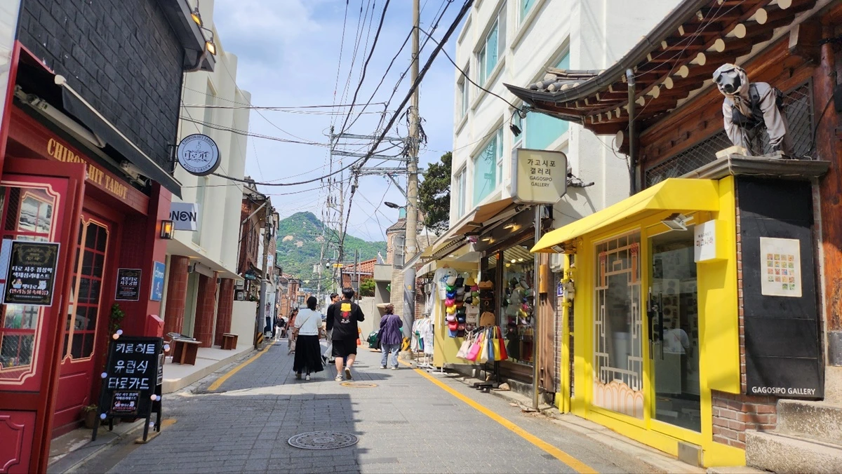 Bukchon Hanok Village 4